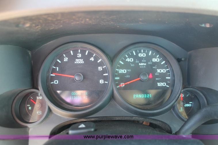 image for item L6814 2011 Chevrolet Silverado 1500 Ext. Cab pickup truck