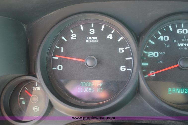 image for item L6814 2011 Chevrolet Silverado 1500 Ext. Cab pickup truck