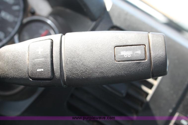 image for item L6815 2009 Chevrolet Silverado 2500HD LT pickup truck