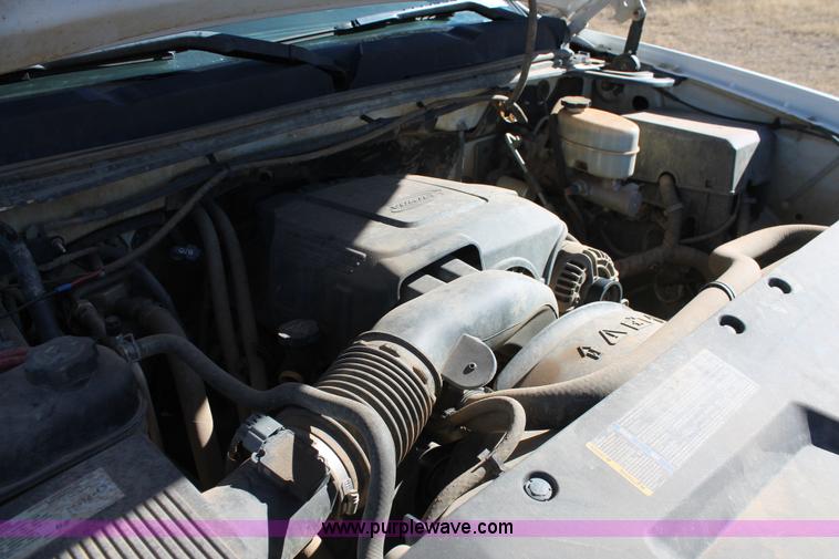 image for item L6815 2009 Chevrolet Silverado 2500HD LT pickup truck