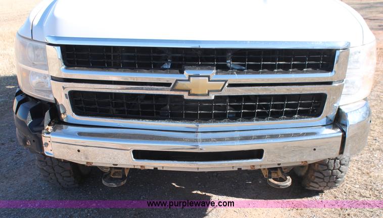 image for item L6815 2009 Chevrolet Silverado 2500HD LT pickup truck