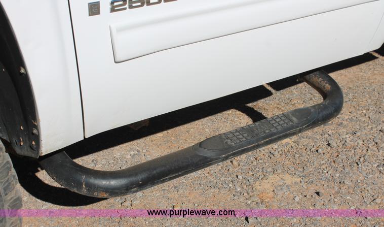 image for item L6815 2009 Chevrolet Silverado 2500HD LT pickup truck