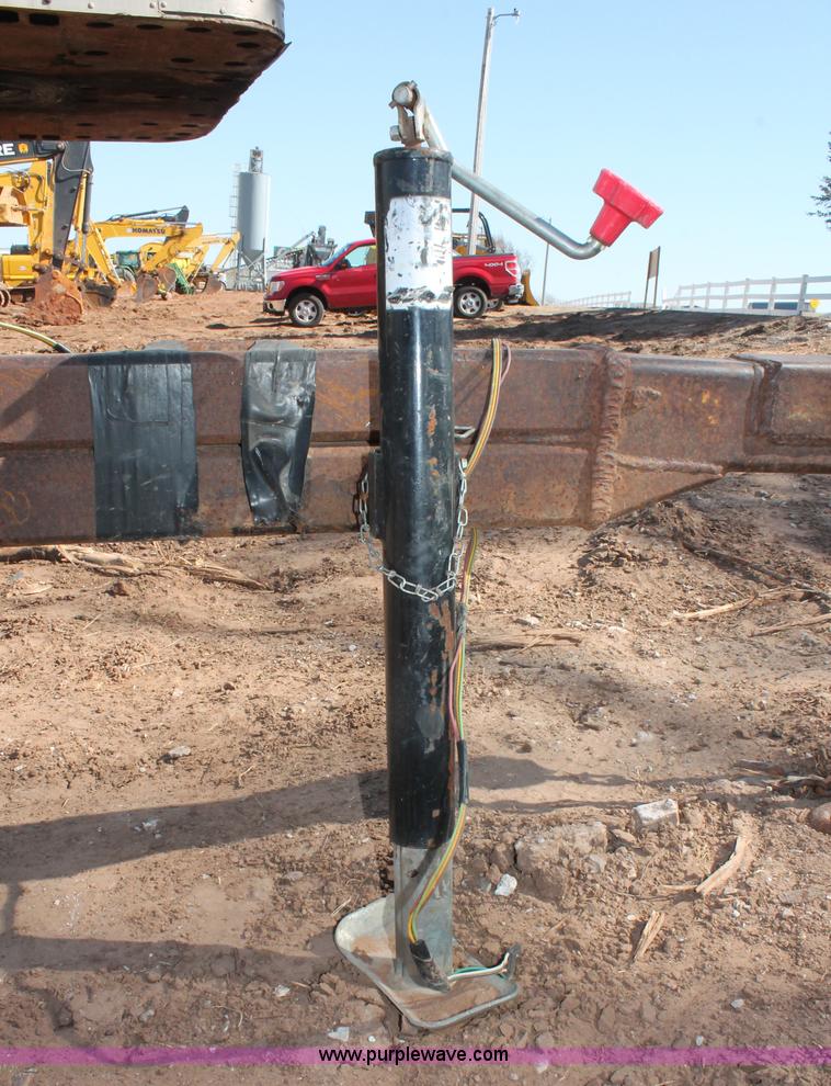 image for item L6830 Hay Van 4BB hay trailer