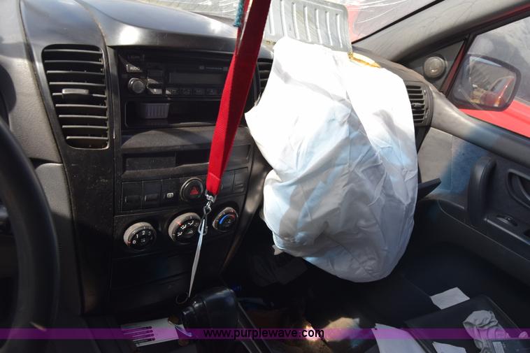 image for item K4384 2003 Kia Sorento