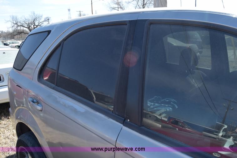 image for item K4384 2003 Kia Sorento