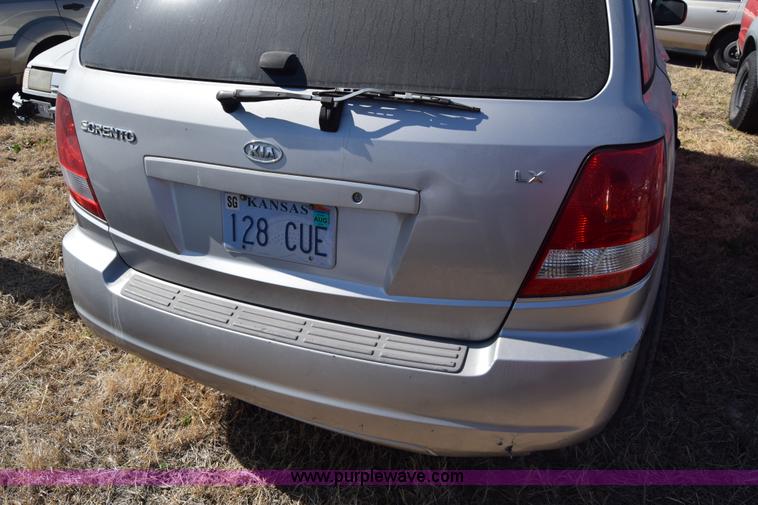 image for item K4384 2003 Kia Sorento