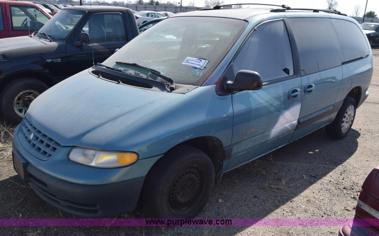 image for item K4386 1998 Plymouth Grand Voyager van
