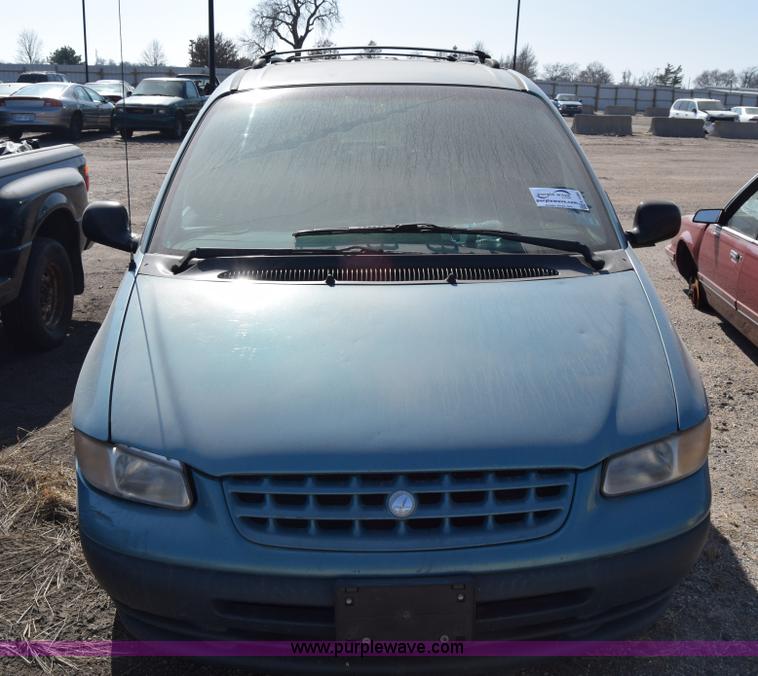 image for item K4386 1998 Plymouth Grand Voyager van