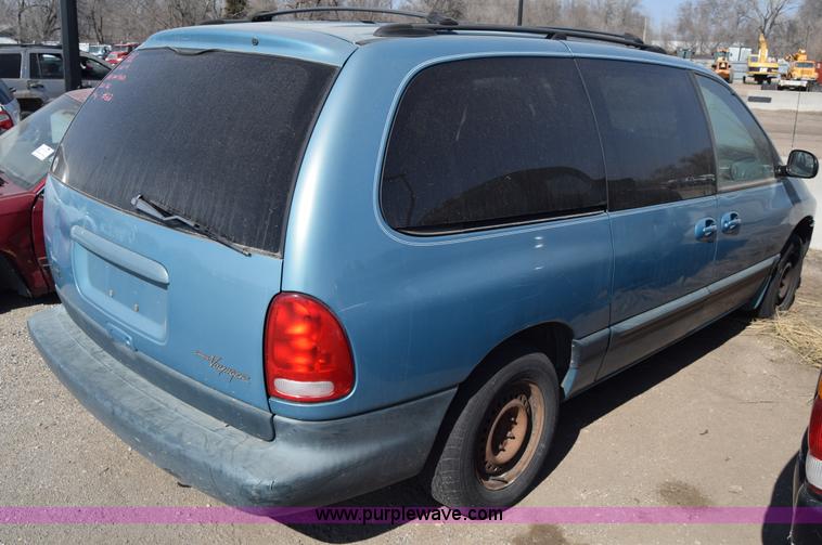 image for item K4386 1998 Plymouth Grand Voyager van
