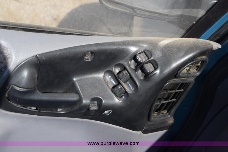 image for item K4386 1998 Plymouth Grand Voyager van