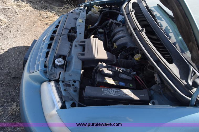 image for item K4386 1998 Plymouth Grand Voyager van