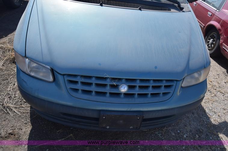 image for item K4386 1998 Plymouth Grand Voyager van