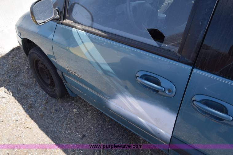 image for item K4386 1998 Plymouth Grand Voyager van