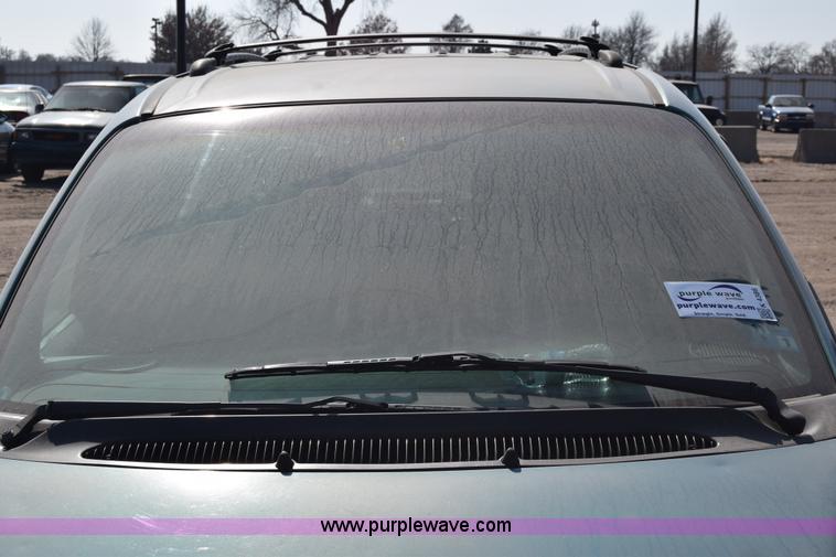 image for item K4386 1998 Plymouth Grand Voyager van