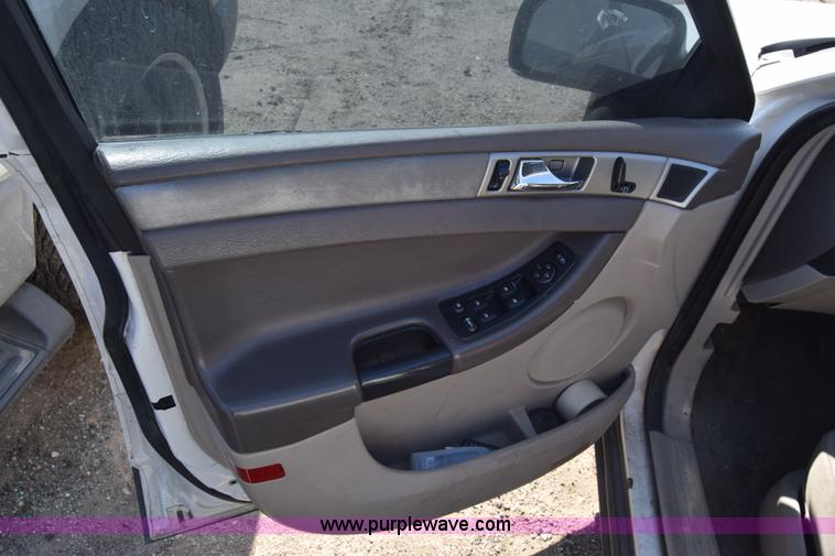 image for item K4387 2006 Chrysler Pacifica