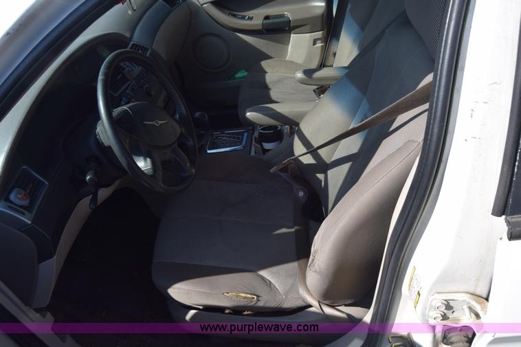 image for item K4387 2006 Chrysler Pacifica