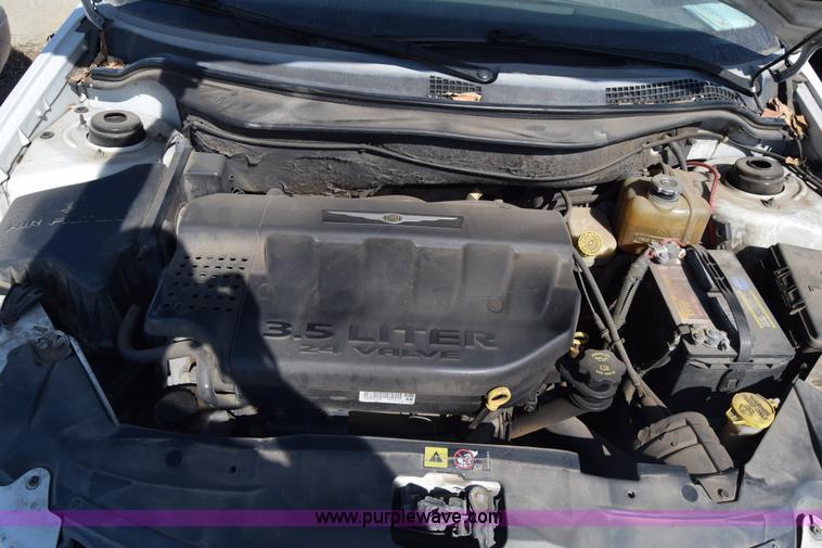 image for item K4387 2006 Chrysler Pacifica