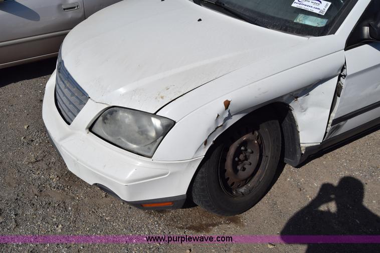 image for item K4387 2006 Chrysler Pacifica