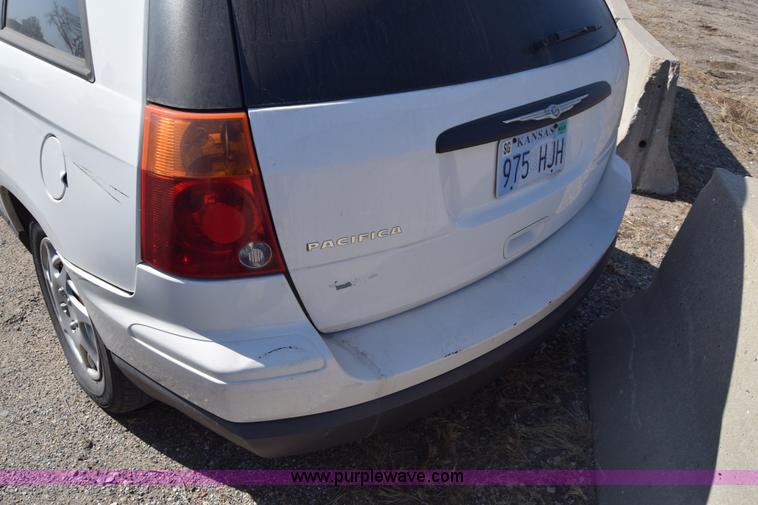 image for item K4387 2006 Chrysler Pacifica