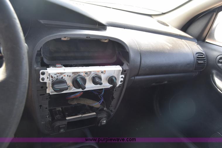 image for item K4388 2005 Dodge Neon