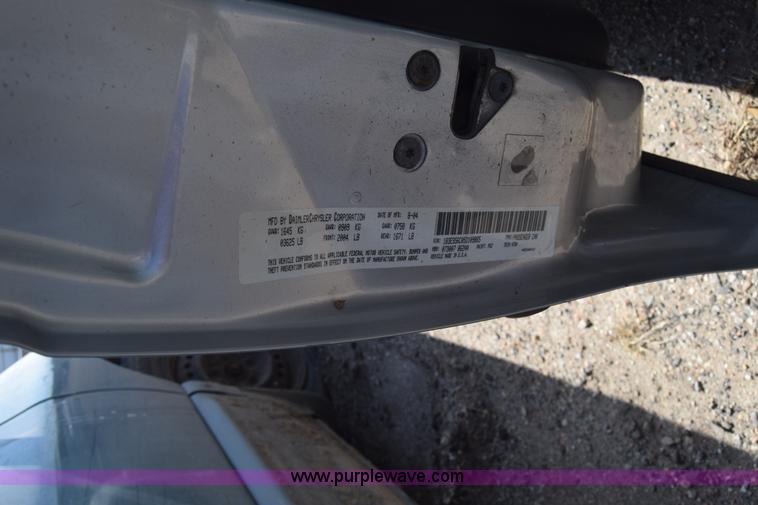 image for item K4388 2005 Dodge Neon