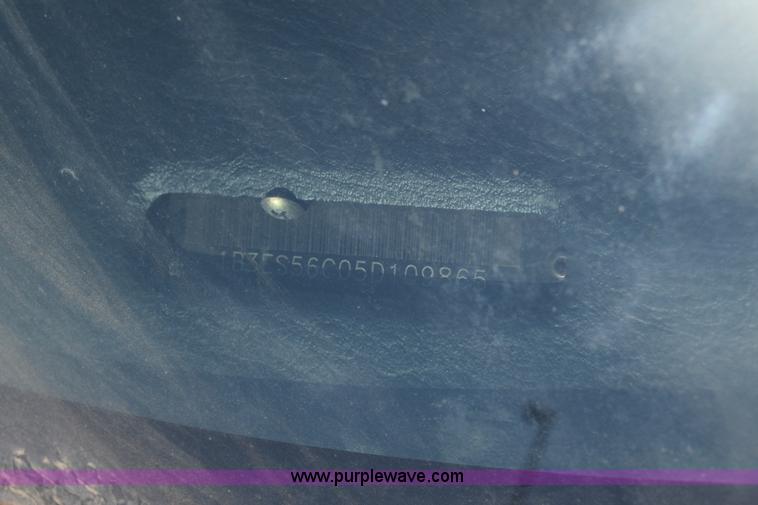 image for item K4388 2005 Dodge Neon