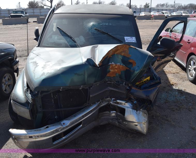 image for item K4391 1998 Dodge Ram 1500 pickup truck