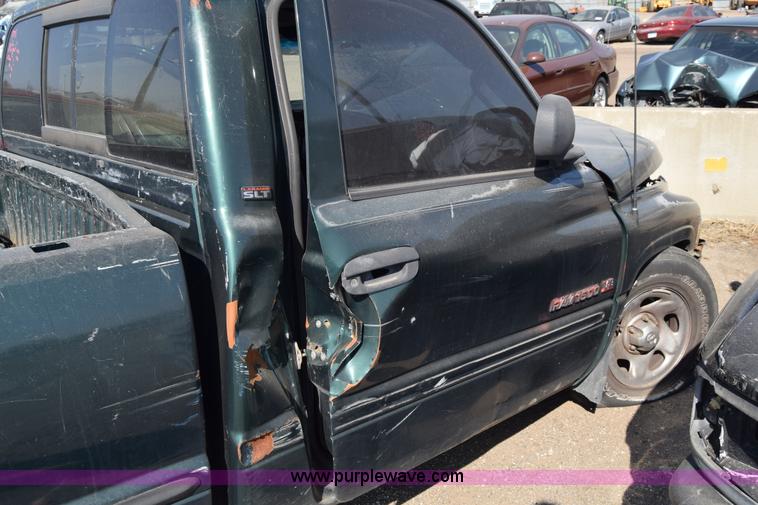 image for item K4391 1998 Dodge Ram 1500 pickup truck