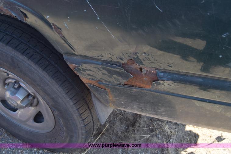 image for item K4391 1998 Dodge Ram 1500 pickup truck