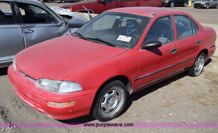image for item K4392 1995 Geo Prizm