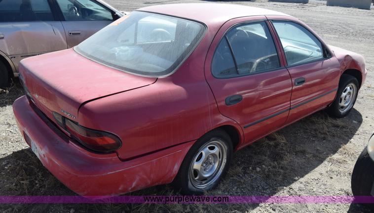 image for item K4392 1995 Geo Prizm