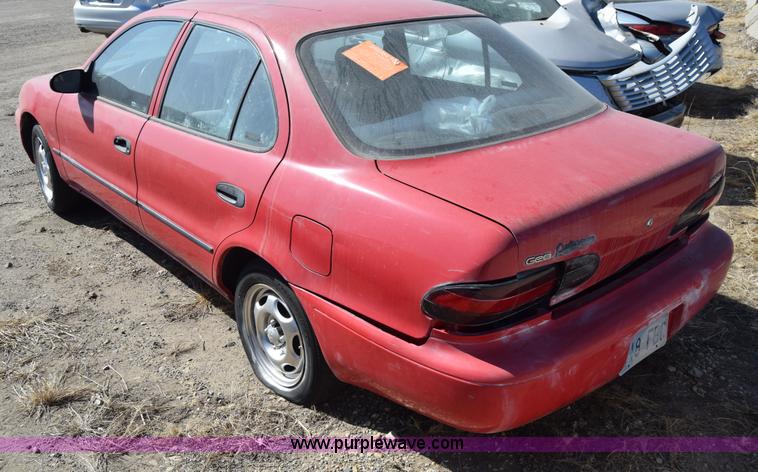image for item K4392 1995 Geo Prizm