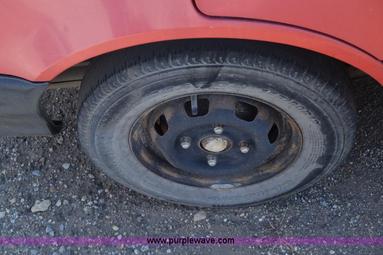 image for item K4393 1994 Geo Metro