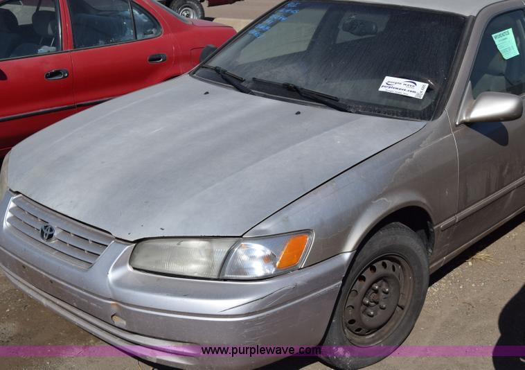 image for item K4395 1998 Toyota Camry