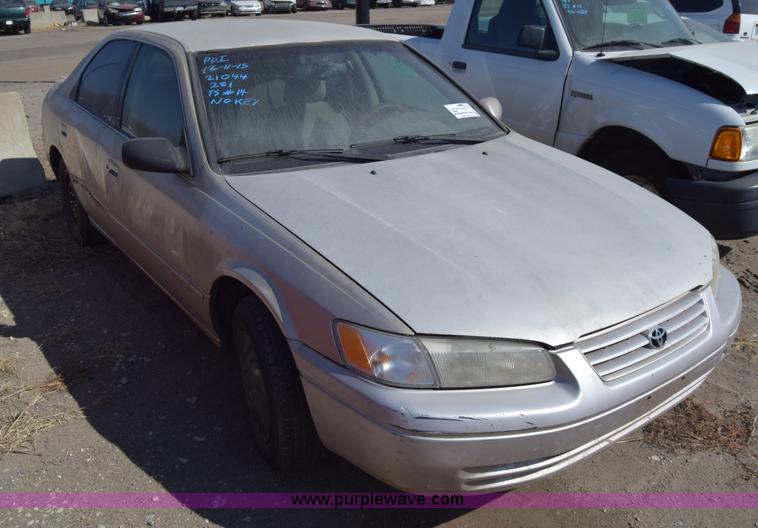 image for item K4395 1998 Toyota Camry