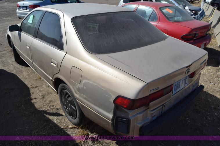 image for item K4395 1998 Toyota Camry