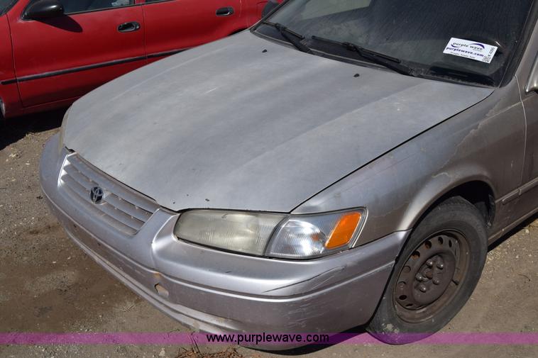 image for item K4395 1998 Toyota Camry