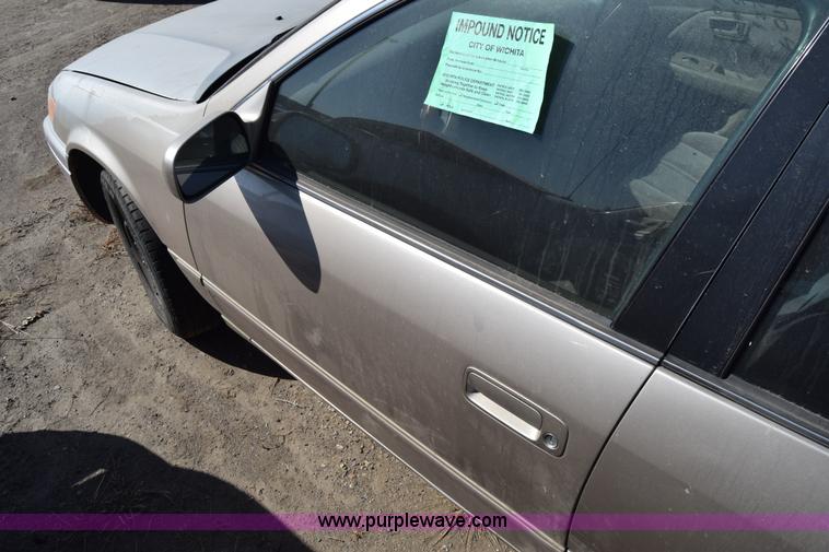 image for item K4395 1998 Toyota Camry