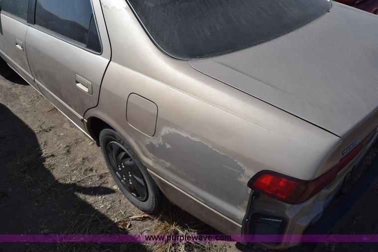 image for item K4395 1998 Toyota Camry