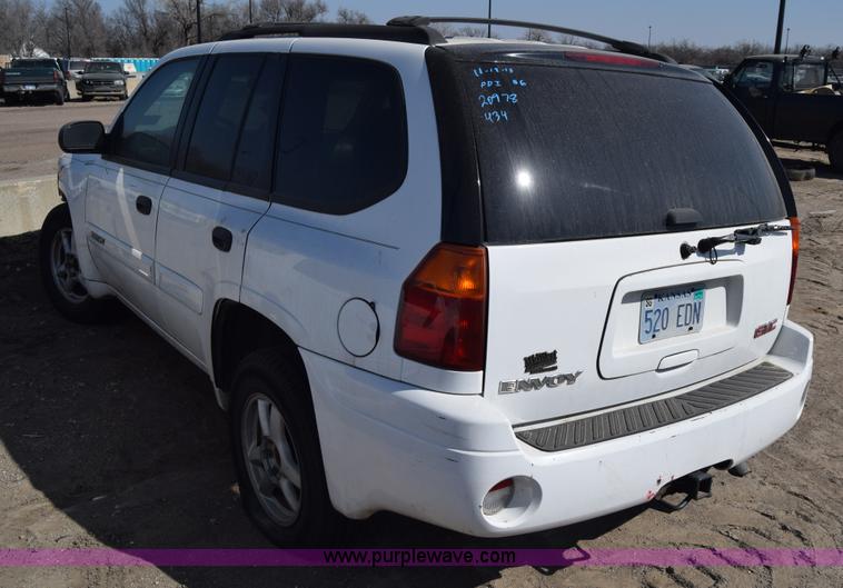 image for item K4396 2005 GMC Envoy SUV