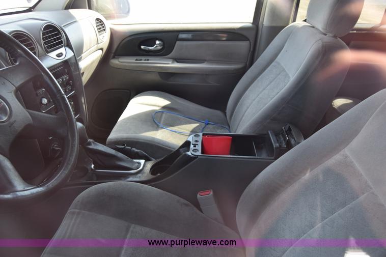 image for item K4396 2005 GMC Envoy SUV