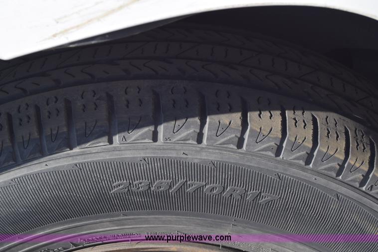 image for item K4396 2005 GMC Envoy SUV