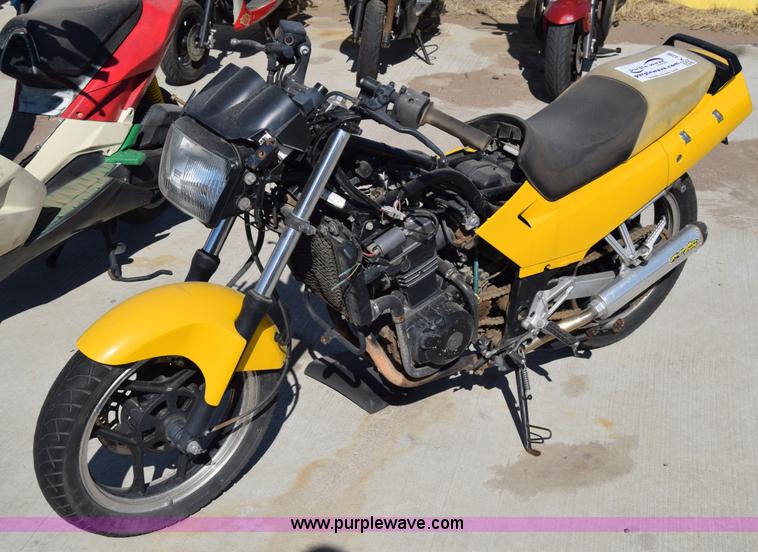 image for item K4398 2002 Kawasaki Ninja