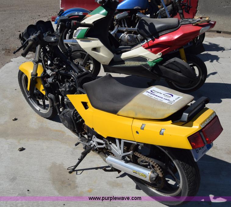 image for item K4398 2002 Kawasaki Ninja