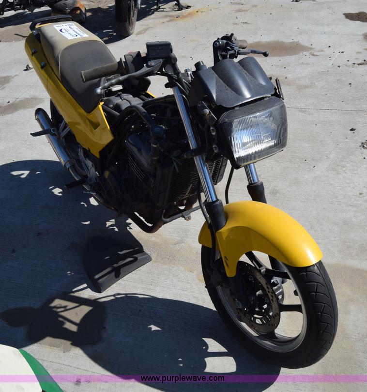 image for item K4398 2002 Kawasaki Ninja