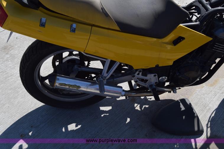 image for item K4398 2002 Kawasaki Ninja