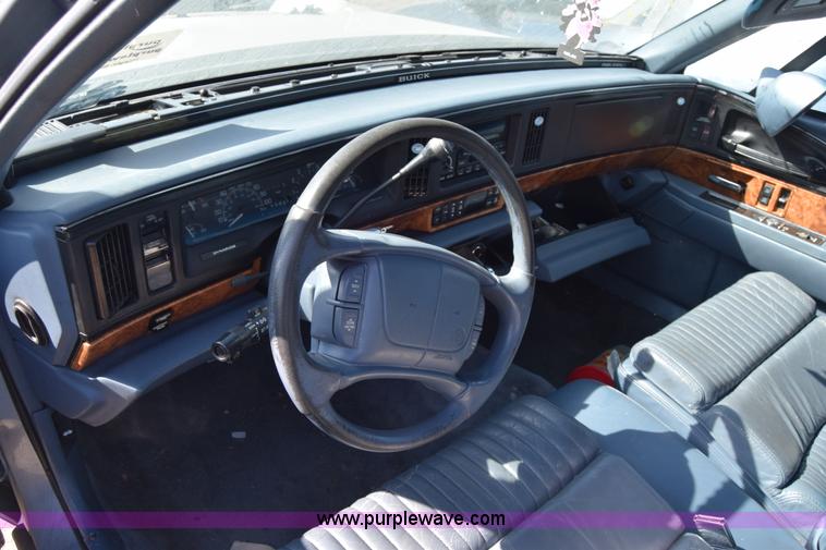 image for item K4399 1995 Buick Park Avenue