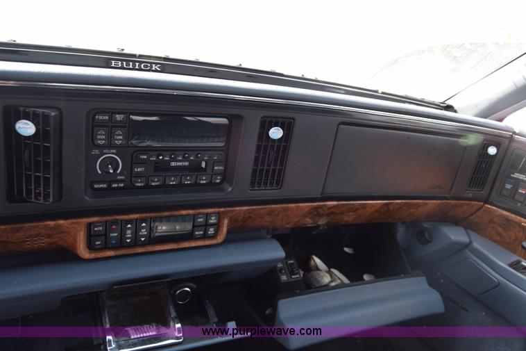 image for item K4399 1995 Buick Park Avenue