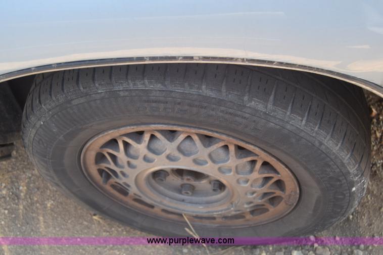 image for item K4399 1995 Buick Park Avenue