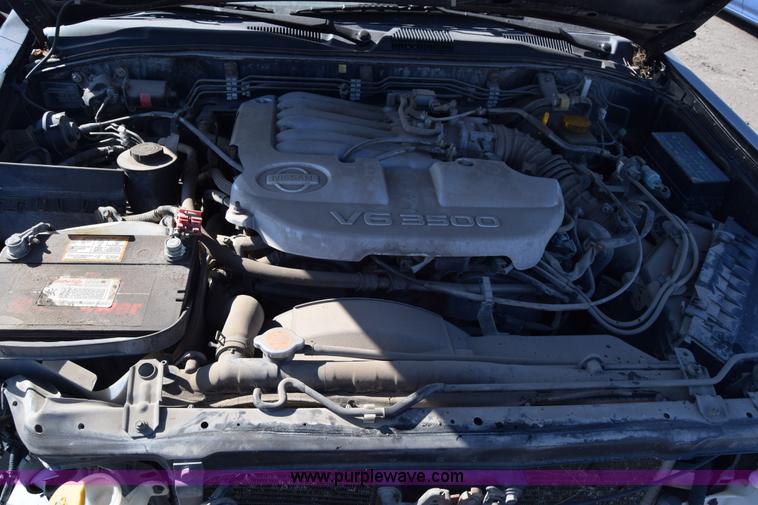 image for item K4403 2001 Nissan Pathfinder SUV